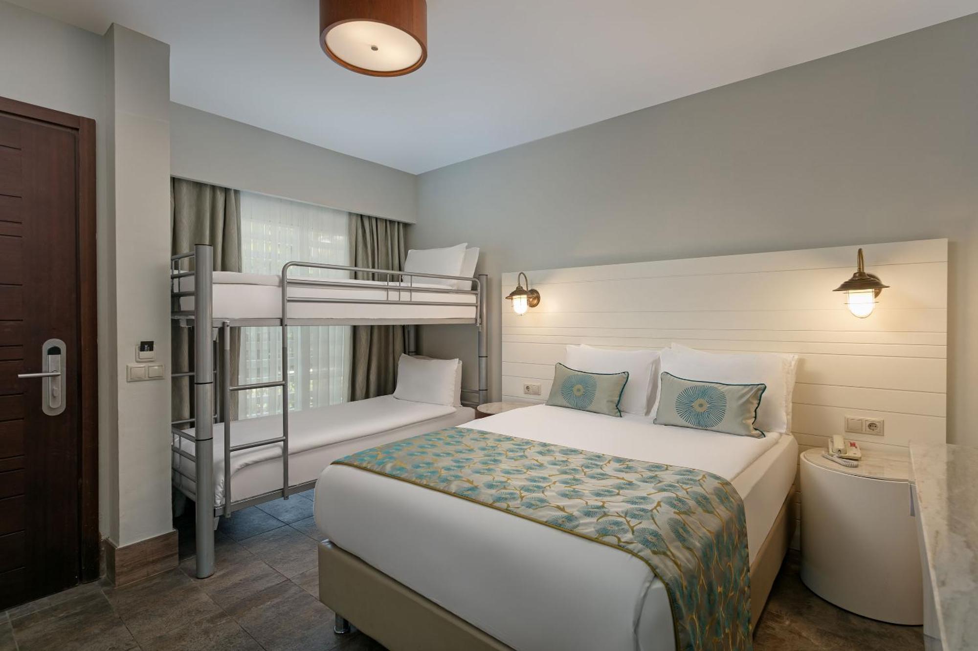Titanic Deluxe Lara Hotel Antalya Ngoại thất bức ảnh